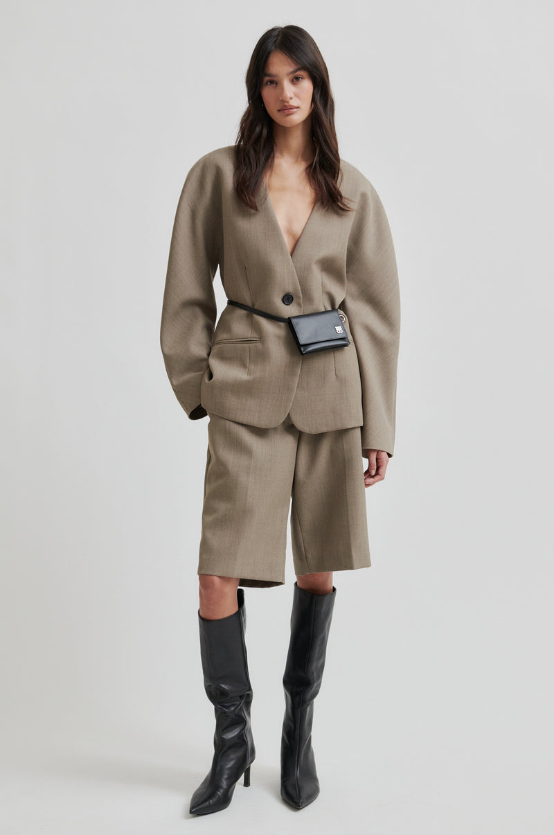 Levelup Tailored Shorts