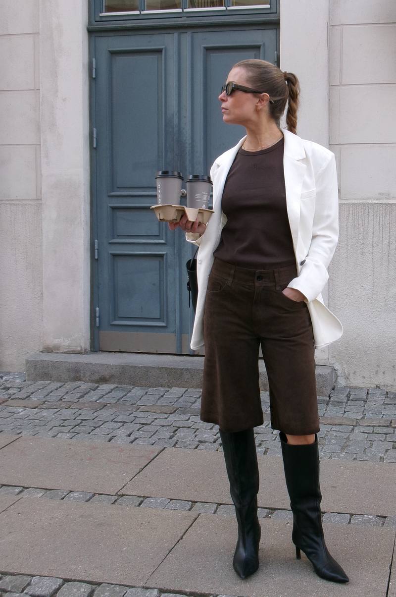 Noormie Suede Shorts