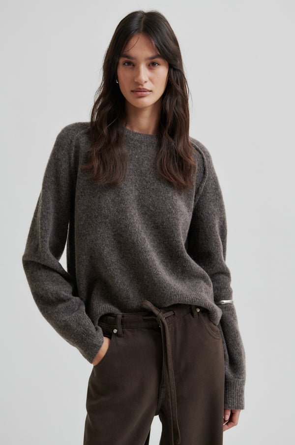 Banja Knit Raglan O-Neck