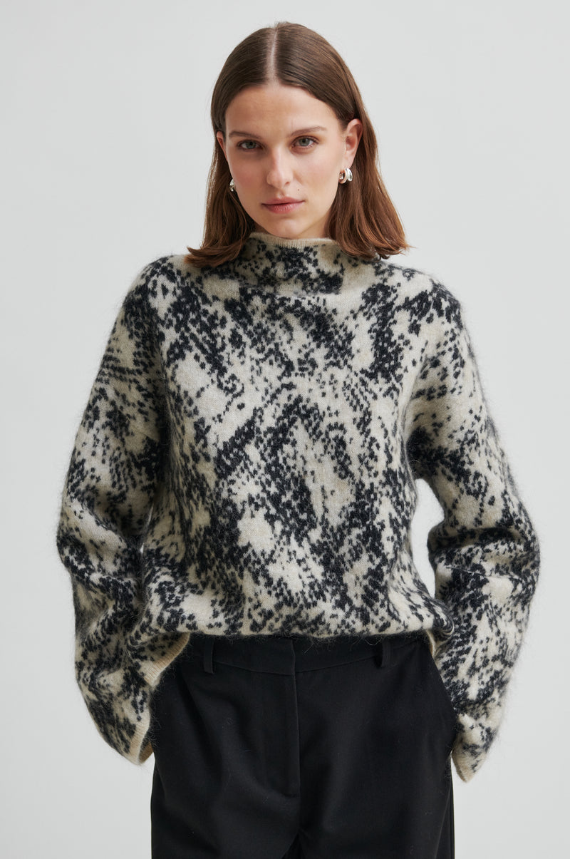 Sway Knit T-Neck